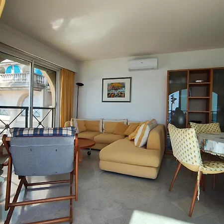 Victoria Sea Apartment *